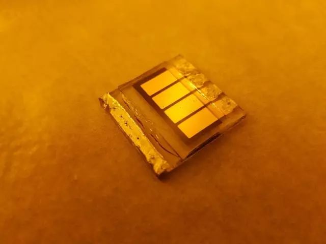 石墨烯：可用于改善钙钛矿太阳能电池的性能