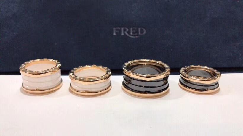 对戒铂金好还是18k金好,对戒铂金和18k金哪个性价比高