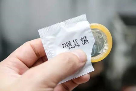 避孕套是一次性的，竟有人洗了反复用！还有6大错误用法，注意了