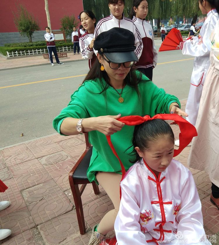 梁中初级中学文艺表演,梁中中学文艺晚会