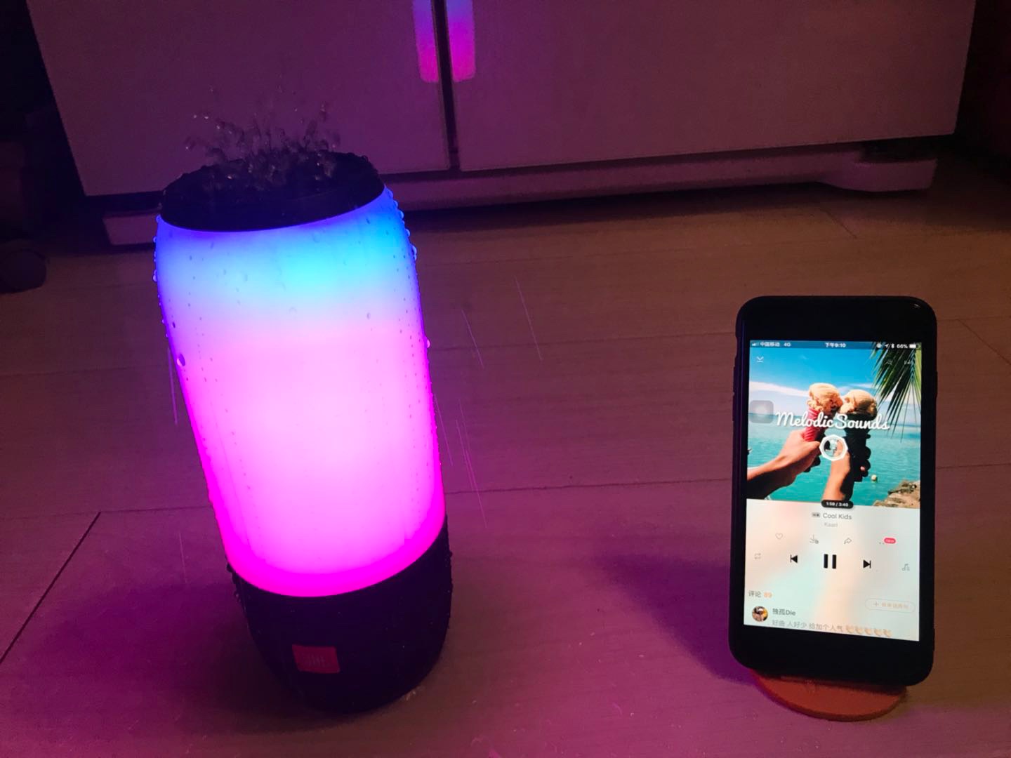 jbl便携式蓝牙音响拆解,jbl便携式蓝牙音箱