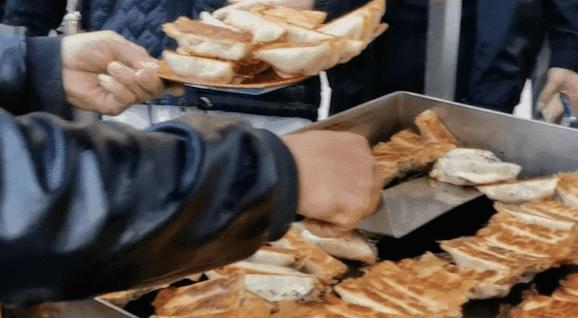 成本低小吃炸串,小吃蛋烘糕做法