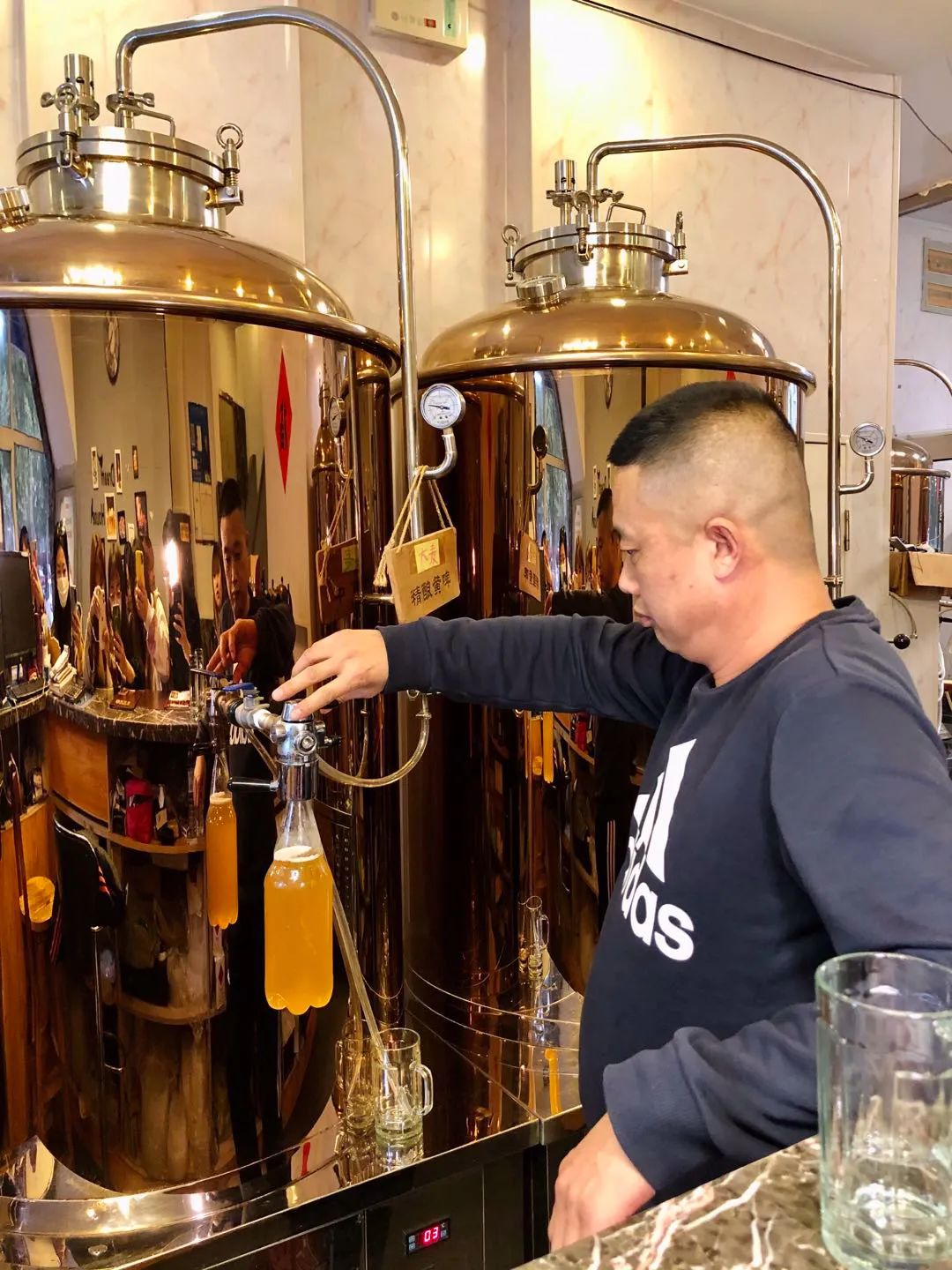 长春铁北这家原浆太盖了，配上各种融合小菜，快叫上朋友一起来吧