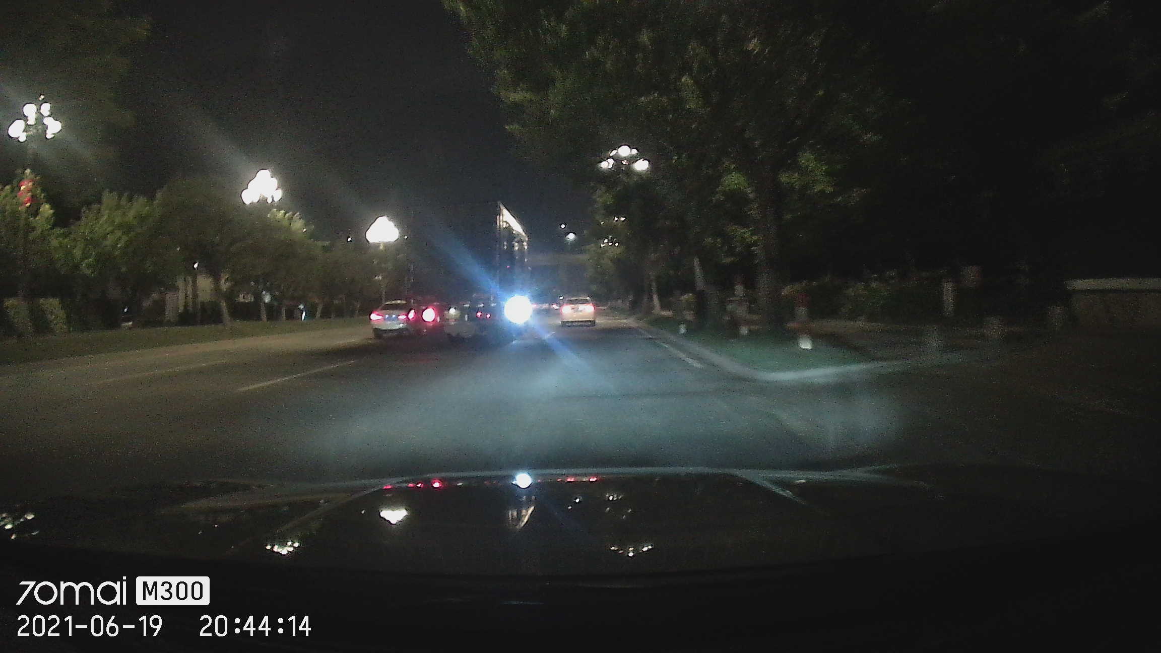 70迈智能记录仪m300说明书,70迈智能记录仪m500和m300哪个好