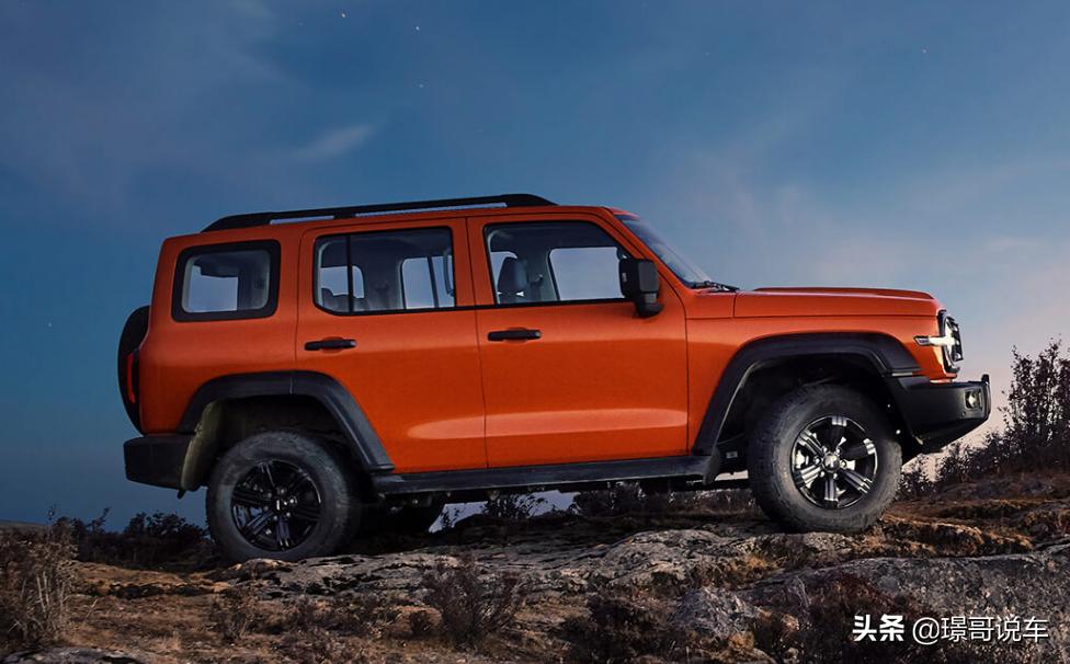 坦克300是硬派越野还是穿越suv,坦克300是长城的巅峰吗