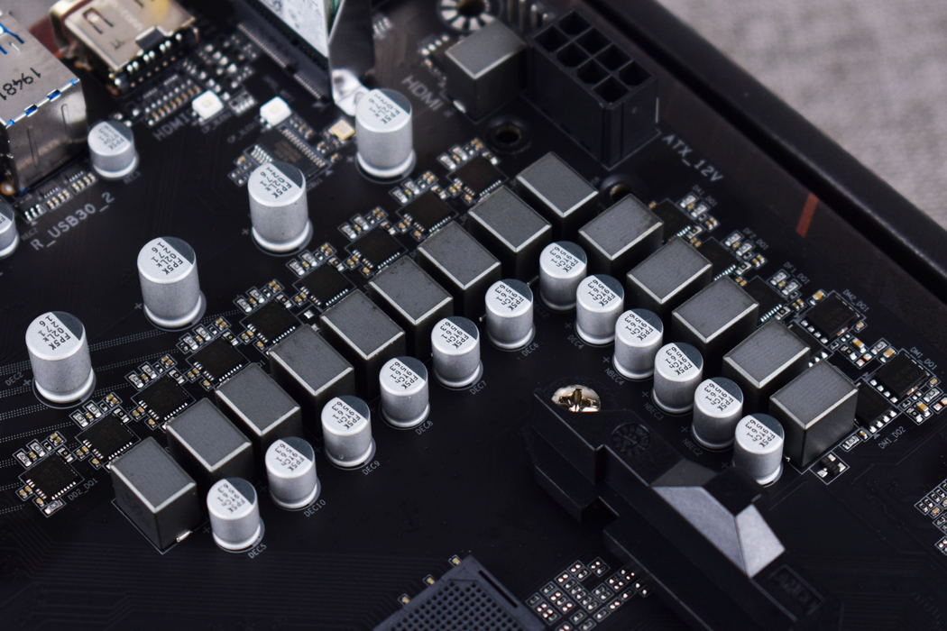 技嘉x570aoruselitewifi,技嘉x570aoruselitewifi横评