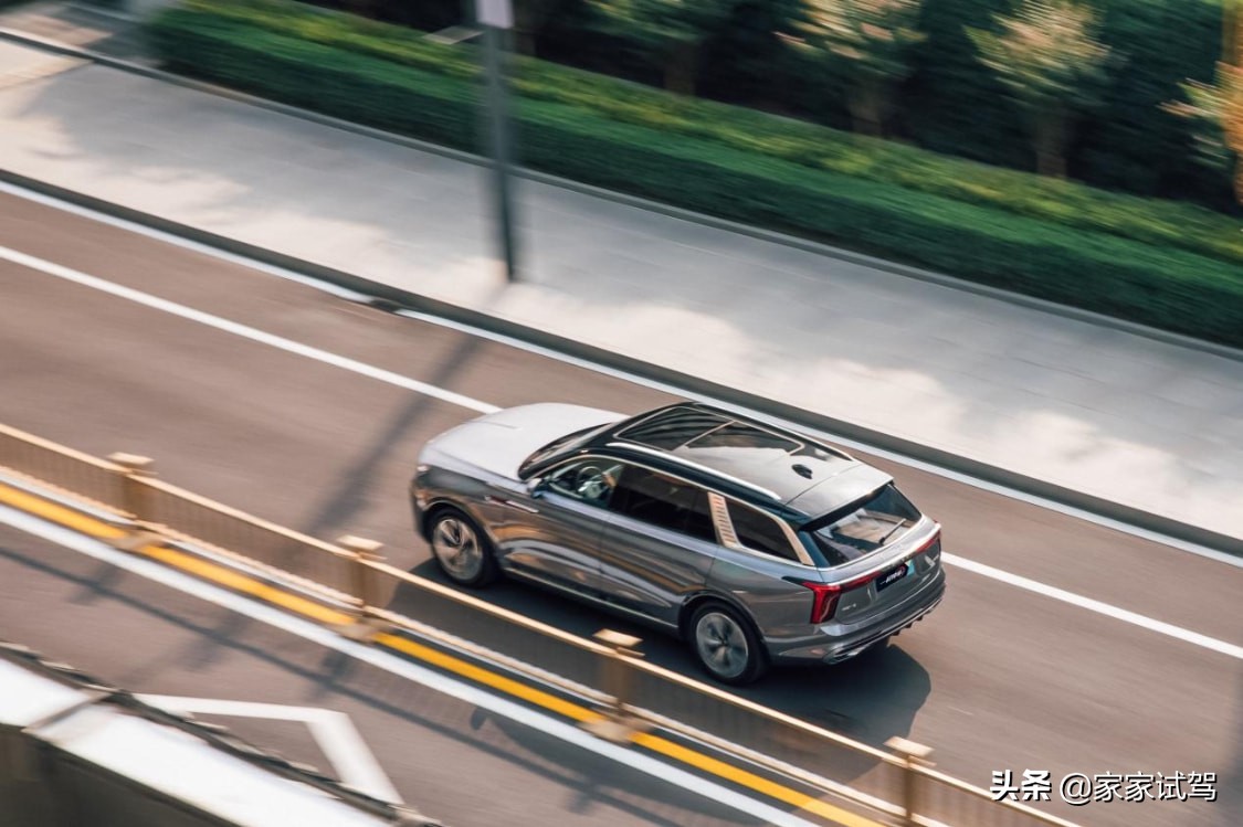 红旗ehs9驾驶感受,一汽红旗e-hs9进口豪华大型SUV