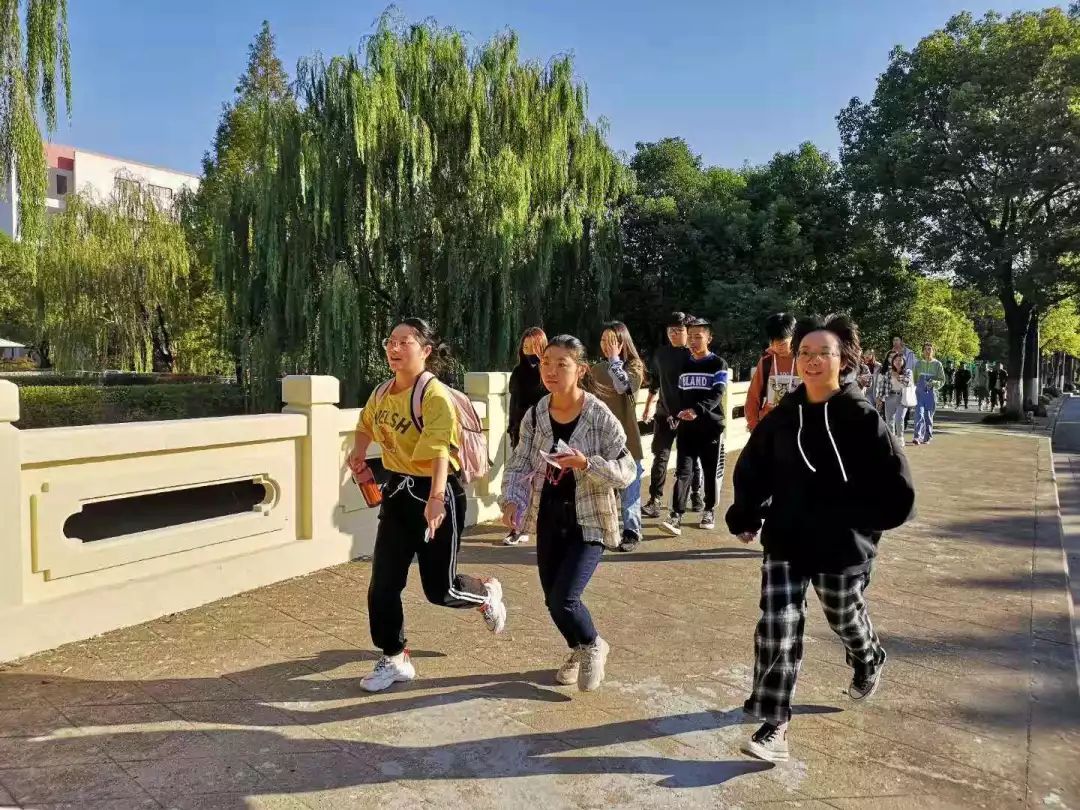 上海市晨跑团,沪上23所高校