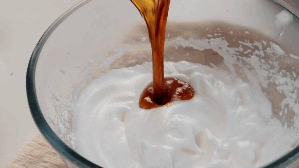 13款不甜腻不粘牙牛轧糖熬糖版,自己动手做的纯手工牛轧糖超好吃