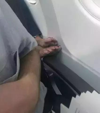 空姐为什么不喜欢喝可乐,空姐旅客为什么不喝可乐雪碧