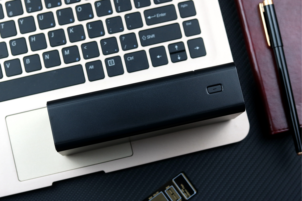 aigo充电宝10400毫安使用说明,AIGO聚合物充电宝怎么样