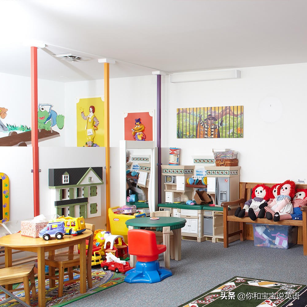 宝宝活动场所大总结:游乐场和操场英文一样吗?室内的怎么说?