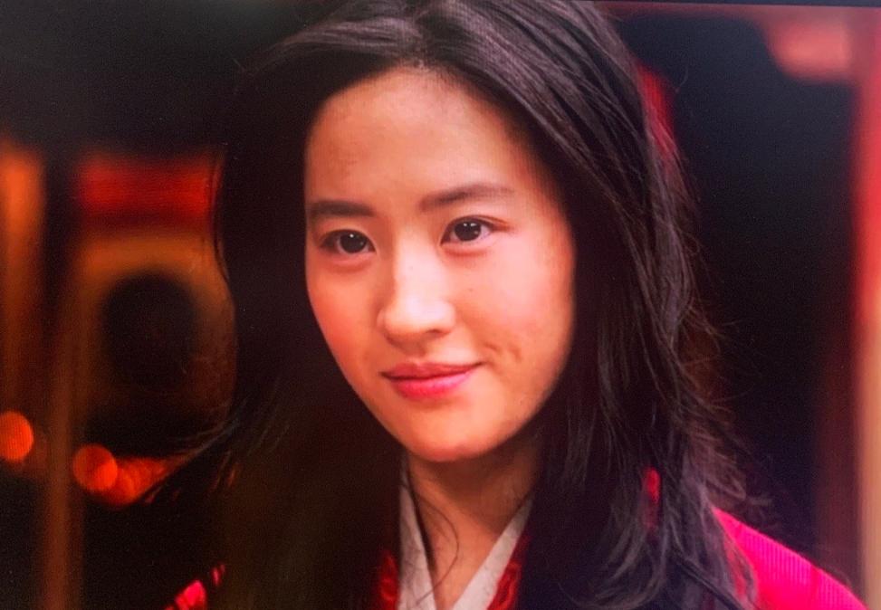 刘亦菲花木兰国外评分,花木兰评分暴跌