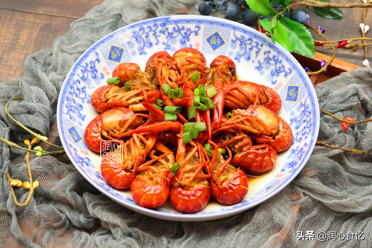 小龙虾怎么样处理才干净,处理小龙虾又快又干净的方法