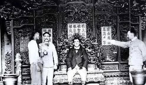 故宫真正的龙椅材料,故宫龙椅价值