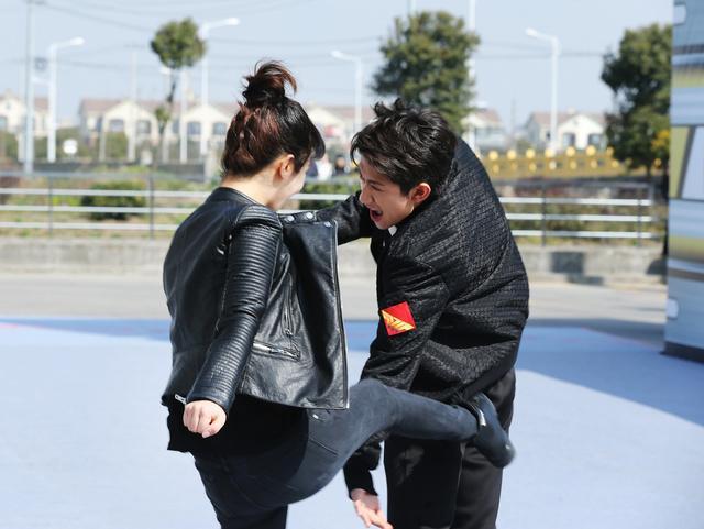 张一山谈杨紫生日,杨紫给张一山庆祝自己28岁生日