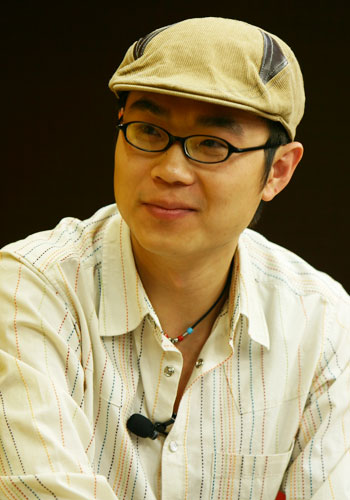 大鹏背后的人是谁,大鹏当年为啥能请这么多明星