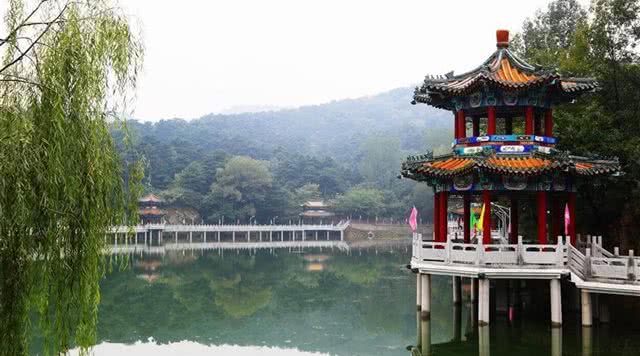 北京游玩北京必去的十大景点,北京周末度假景点推荐