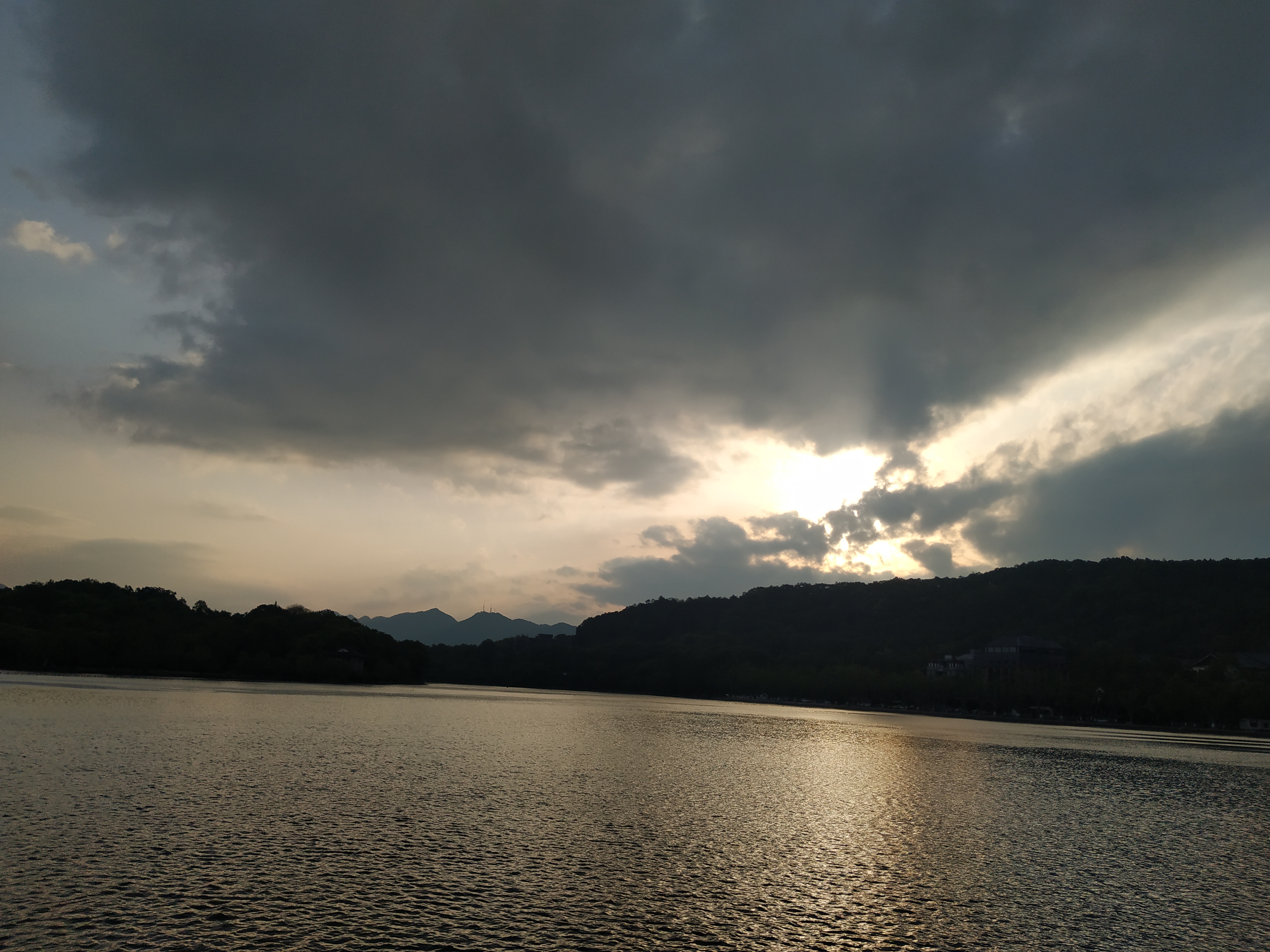 一个旅居者眼中的杭州:似水流年捕捉那四时光阴,美是记得