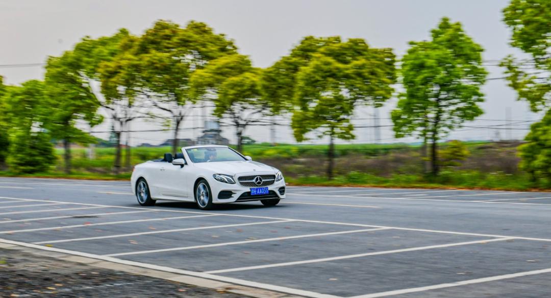 奔驰e200敞篷和硬顶哪个好,奔驰e200敞篷哪款