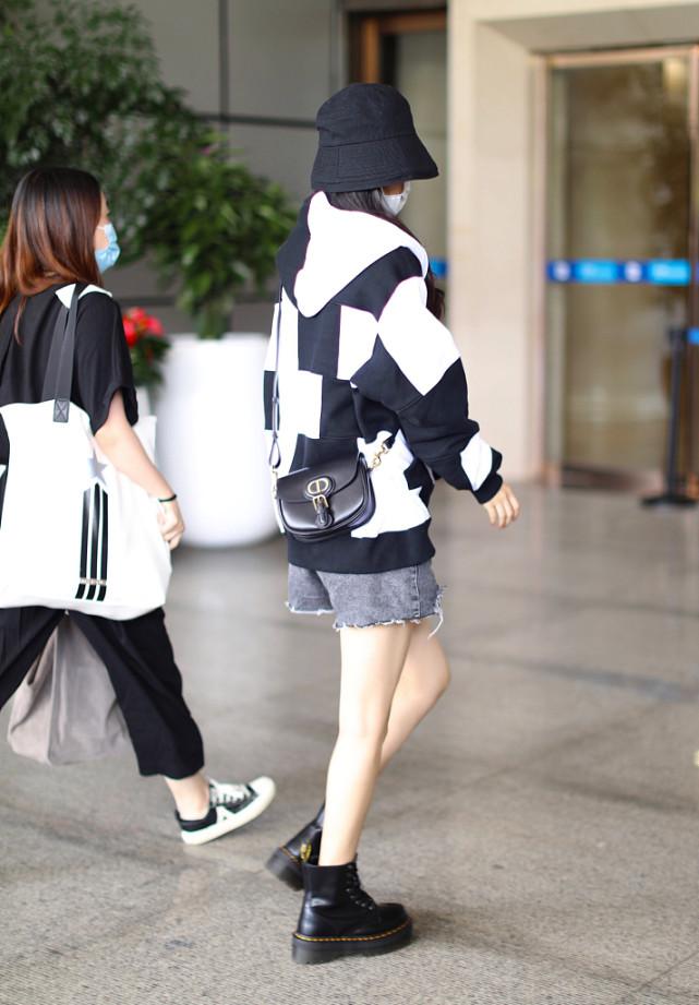 赵丽颖私服穿搭很高级,赵丽颖穿搭同款衣服