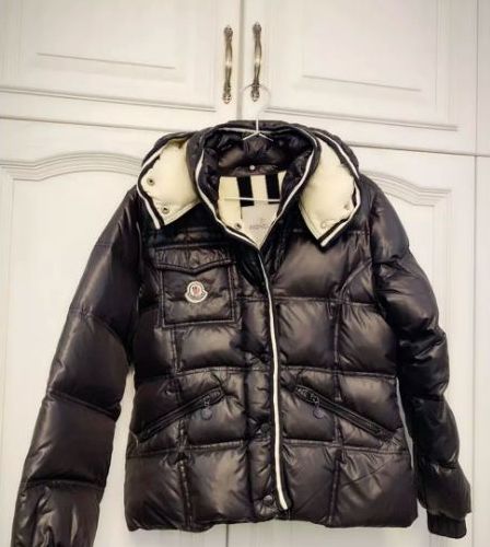 惊了！她到底是有多缺钱啊？