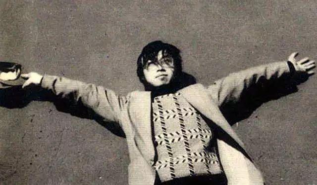 请回答1989——除非你从没迷恋过任何东西,除非你从没年轻过