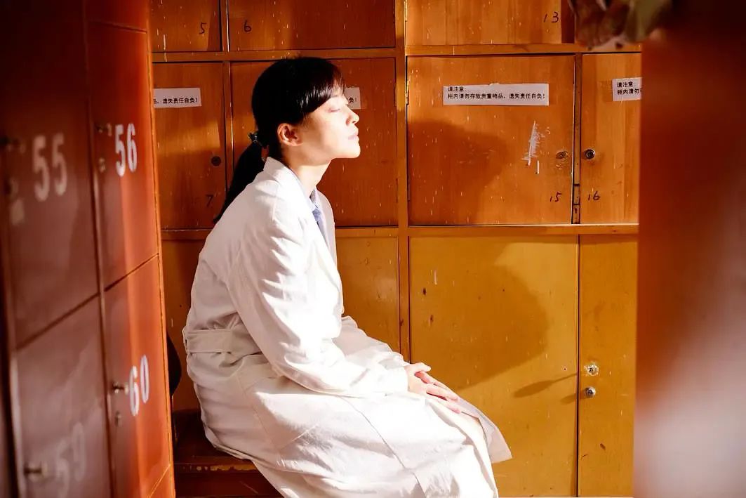 毕飞宇的推拿讲的是什么,论毕飞宇推拿中悲剧意识