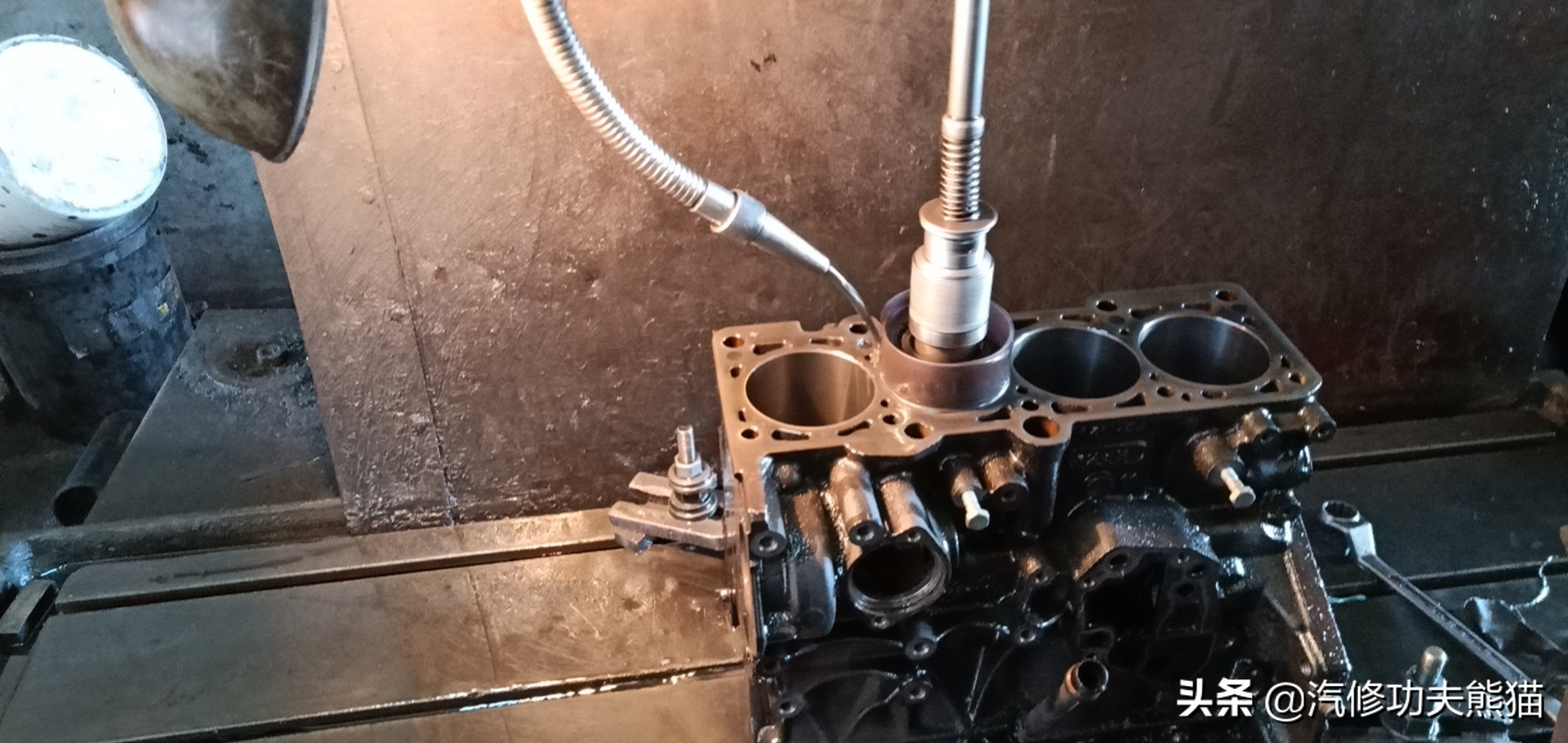 一汽奥迪a6l烧机油,08款奥迪a6l2.0t烧机油严重怎么办