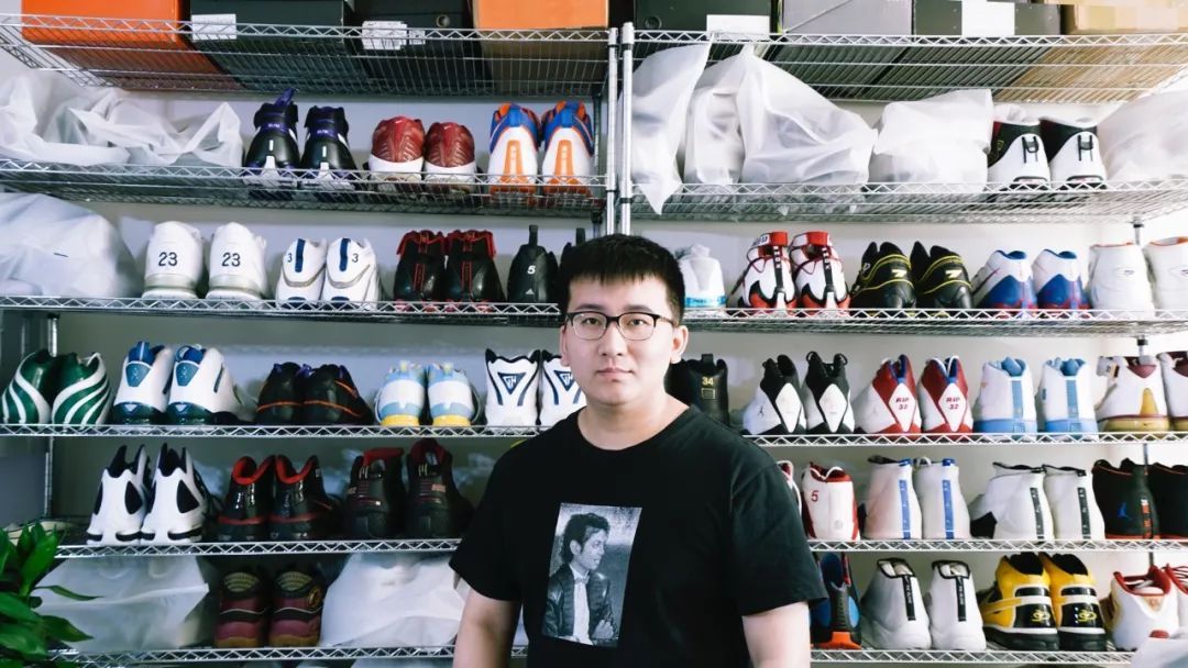 炒鞋：从90后「中毒」，私募基金财团进场