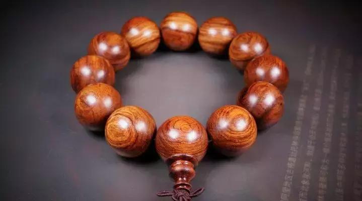 男人戴什么手串有面子,男士戴什么水晶手串最好