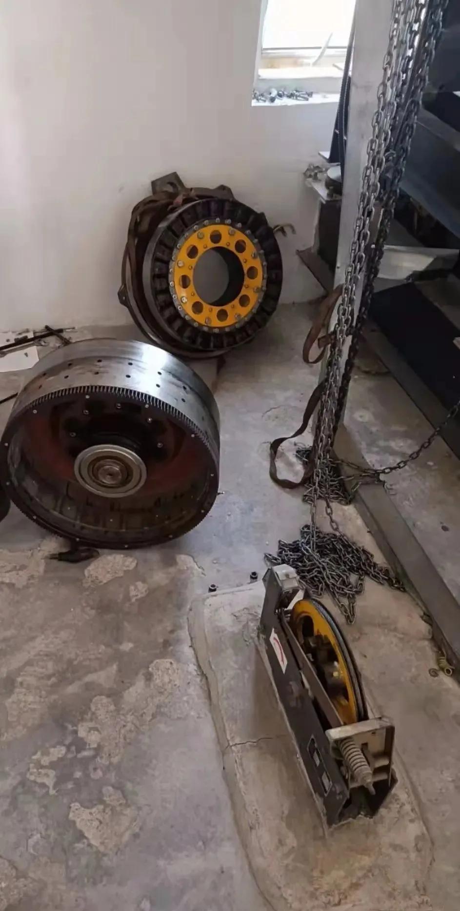 电梯轿厢保护要求,电梯轿厢尺寸国家标准号