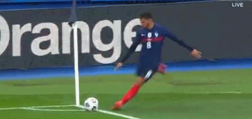 友谊赛-中国曾经战胜过的对手法国队7-1横扫乌克兰，吉鲁百场