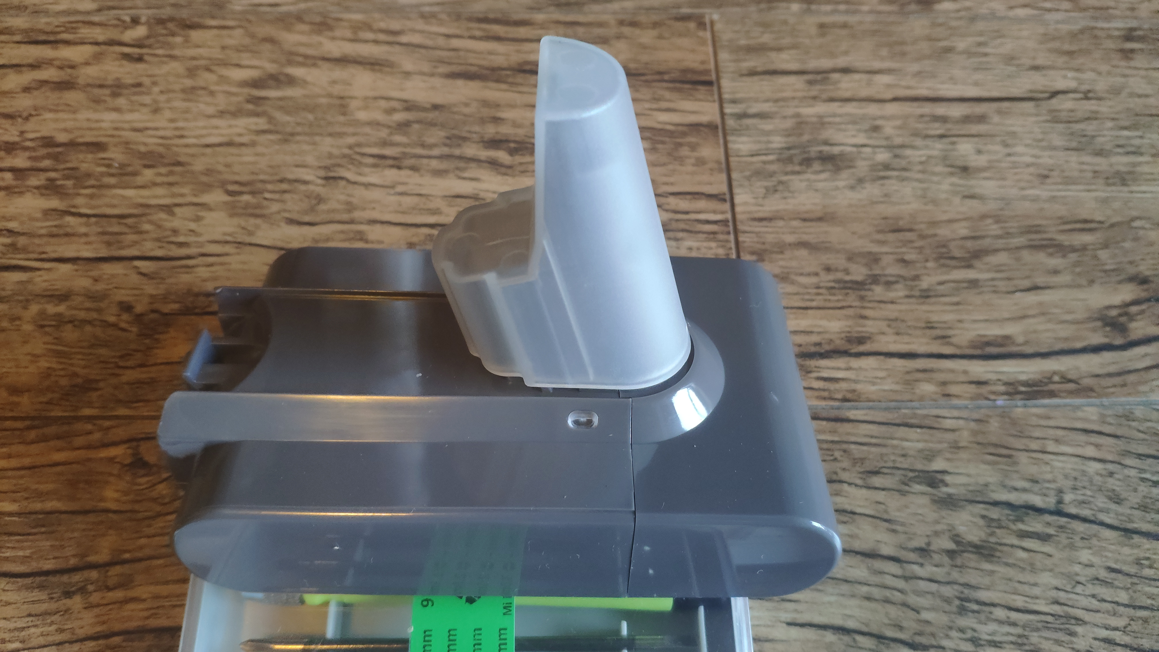 戴森吸尘器v6只能用30秒,戴森吸尘器v6电池不耐用