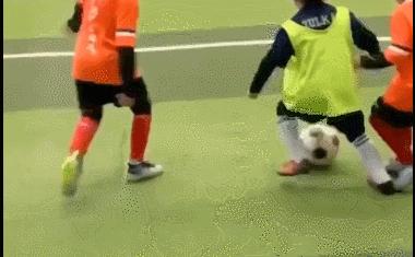 培养一个优秀的足球人才需要什么,我们为什么没能留住人才