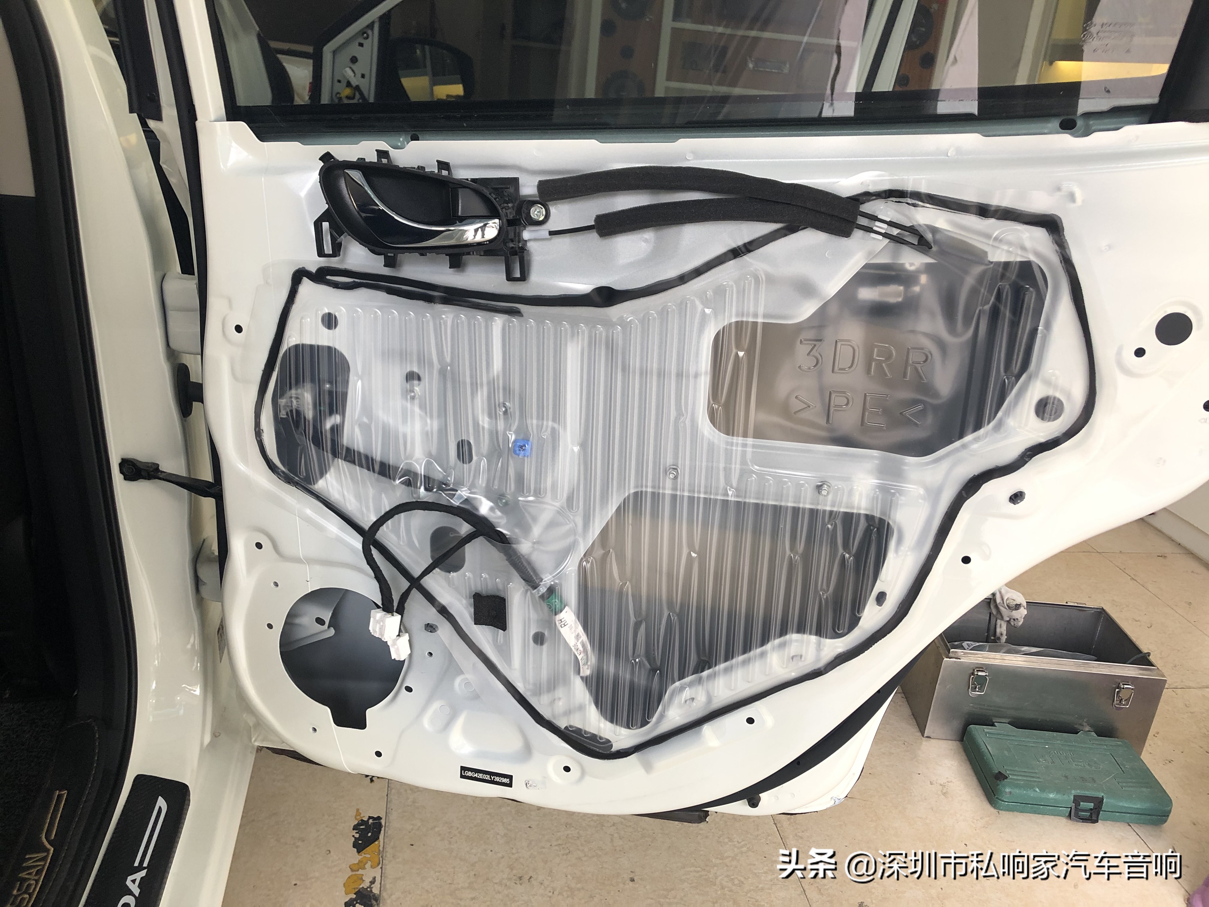 骐达平民改装,骐达原装音响调节教程21款