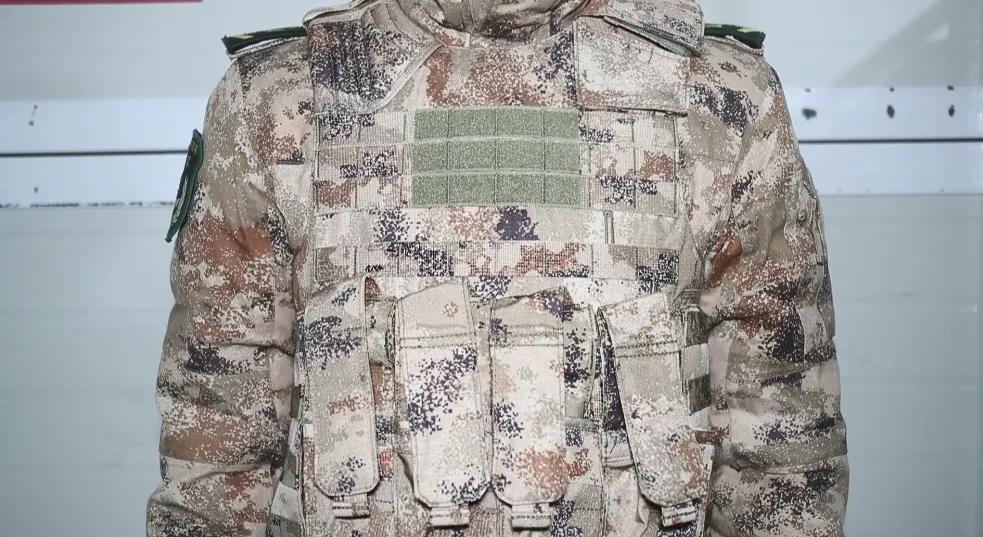 新式作战靴有没有钢板,新式作战靴配便装