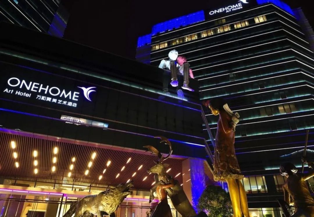 住进风景里民族风情酒店,入住高颜值酒店的感觉