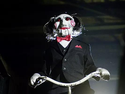 再谈温子仁《电锯惊魂》，原来“竖锯”老爷子只杀这些人！