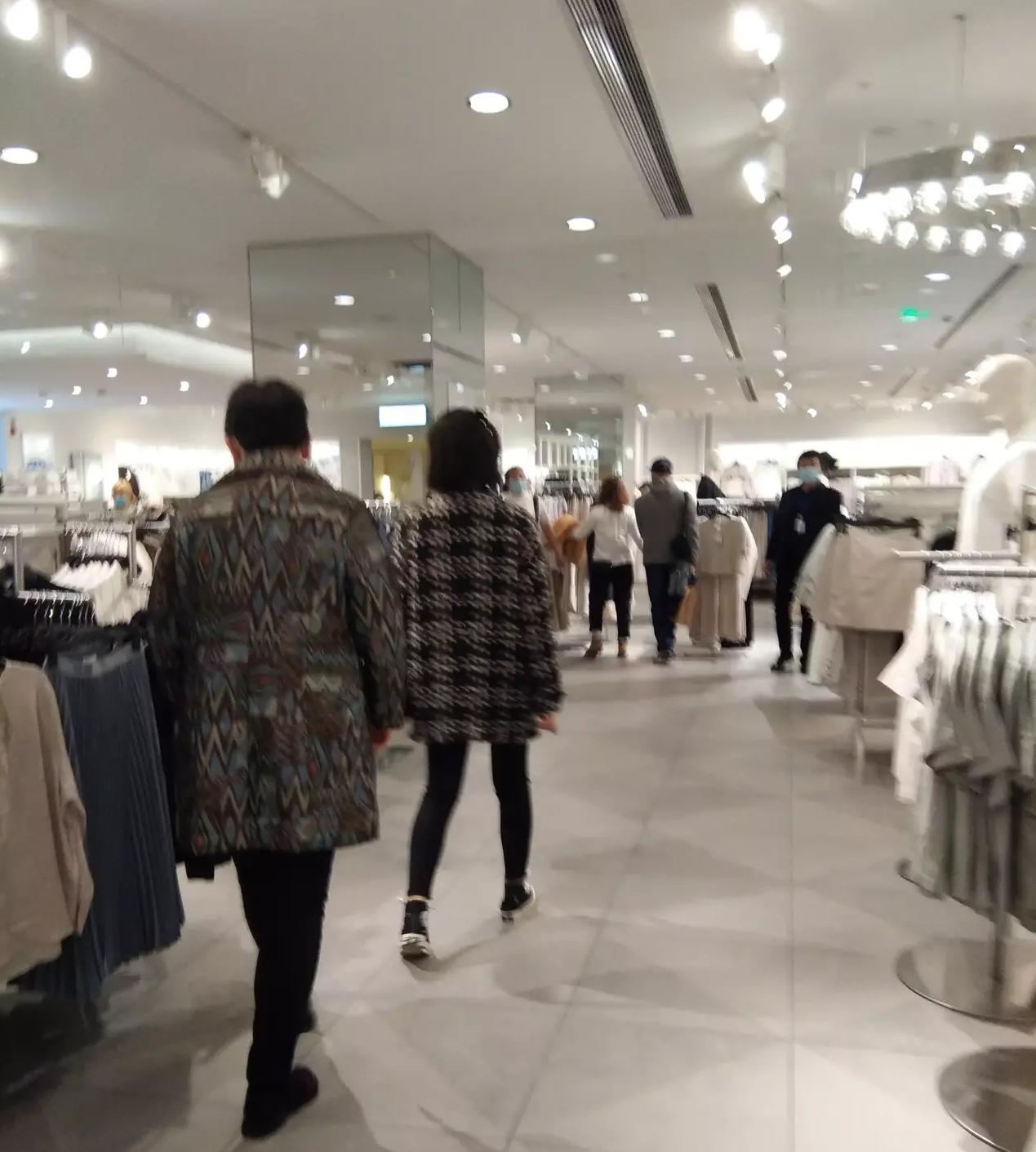 *疆新**的友好和万达，请勿再为HM摇旗呐喊