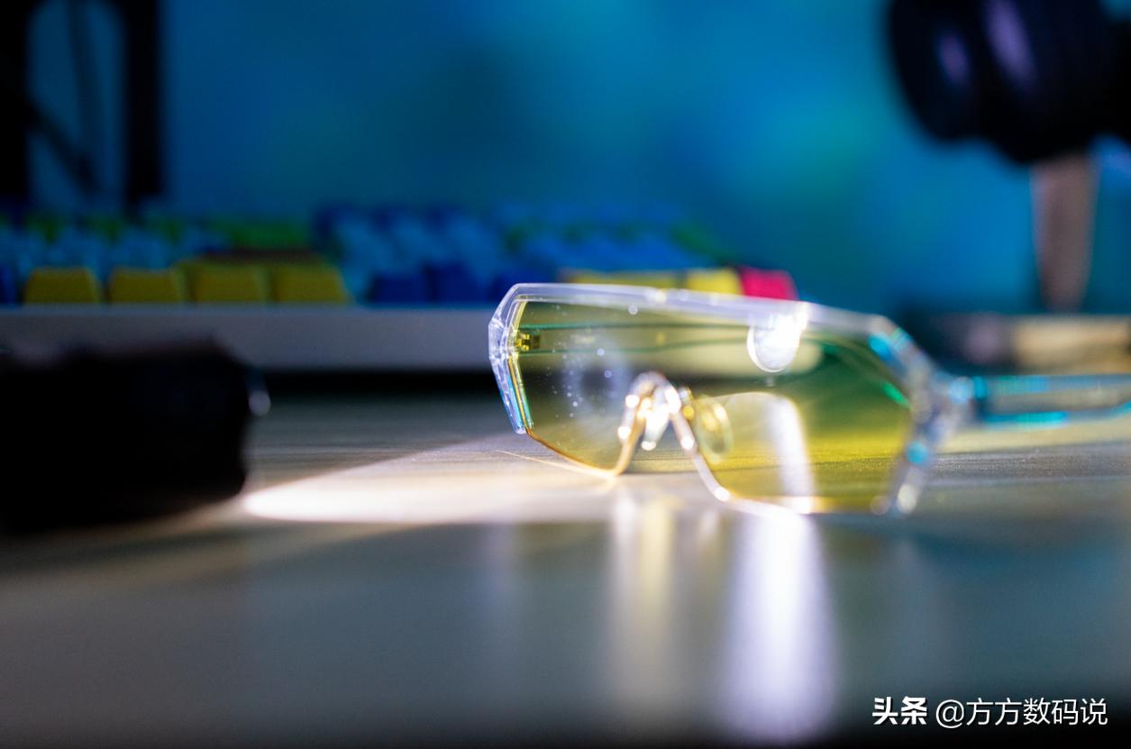 不怕远光灯的眼镜测评,不怕远光灯和阳光的眼镜