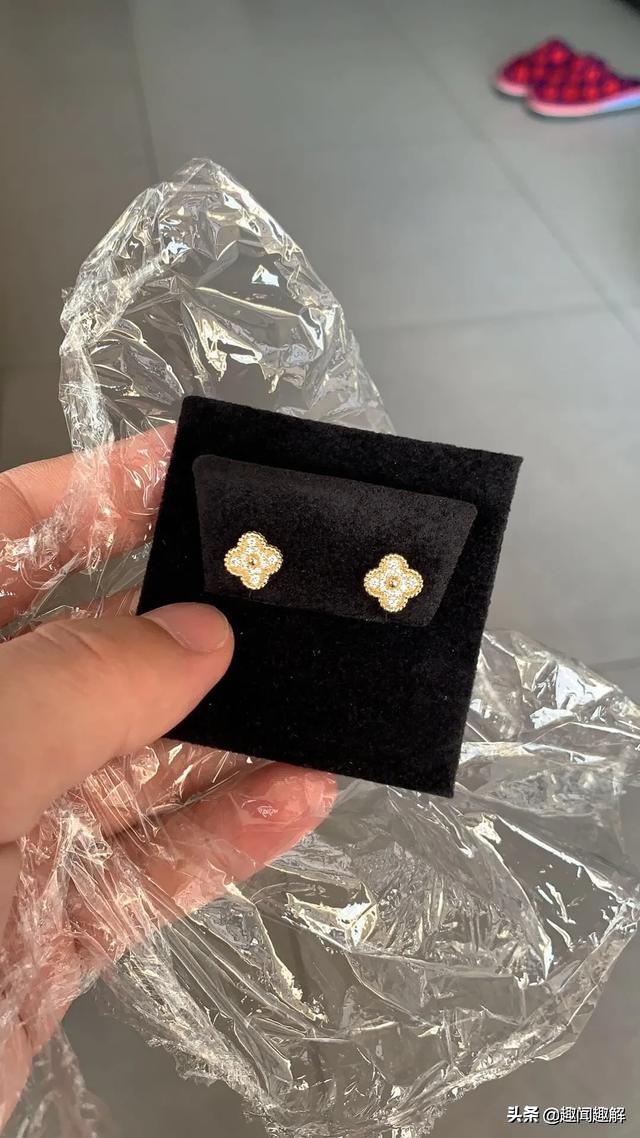 耳钉轻奢推荐,入门级耳钉推荐