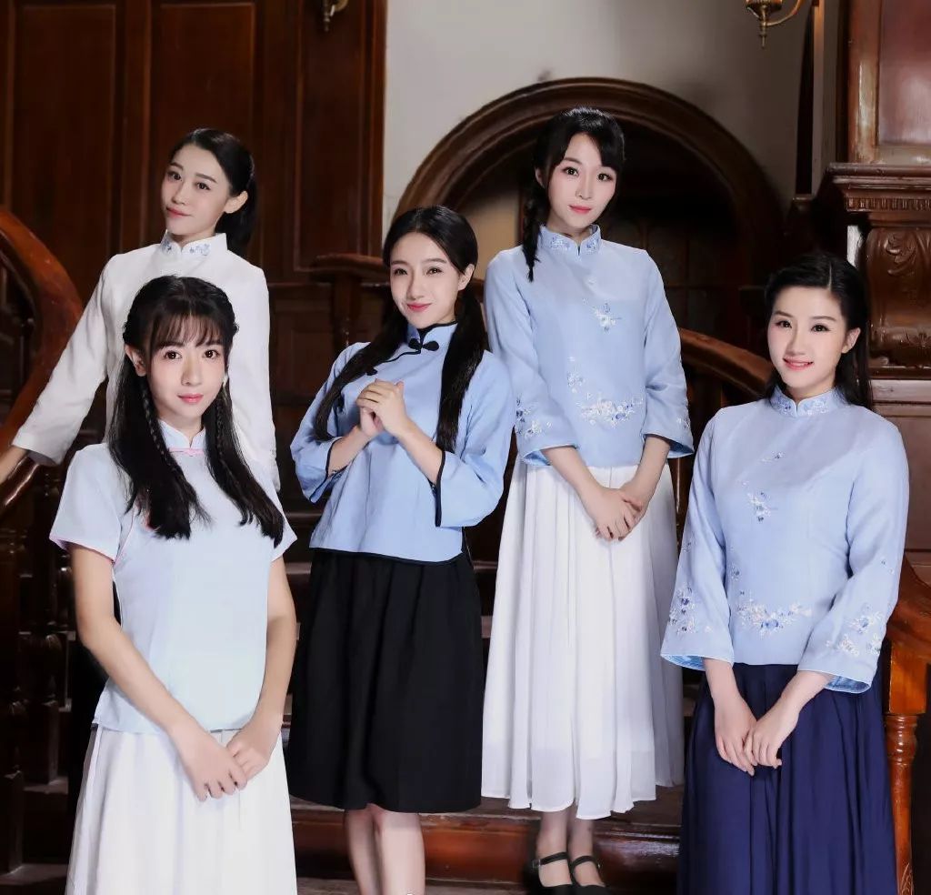 鐢ㄨ垶韫堜紶閫掓瀬鑷寸殑鍥介鍙ら煹,鑳戒綋鐜颁腑鍥藉浗椋庣殑鑸炶箞