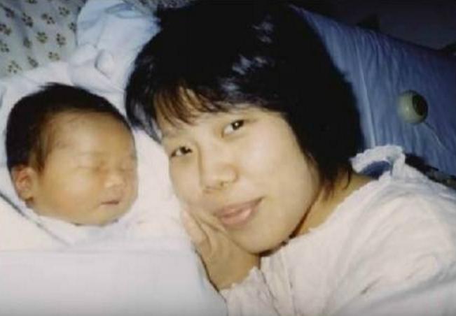 妈妈得癌症去世留下11岁儿子,妈妈得癌症给儿子留下生日礼物