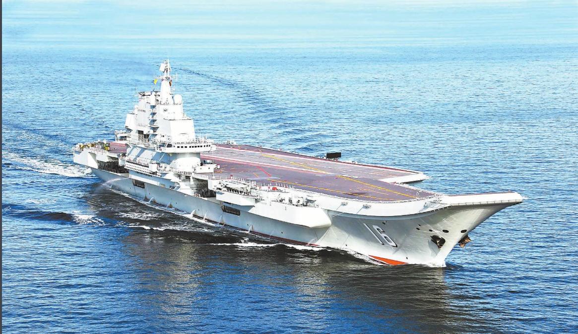 潜龙起于四海，威名布于九州！致敬人民海军，生日快乐！