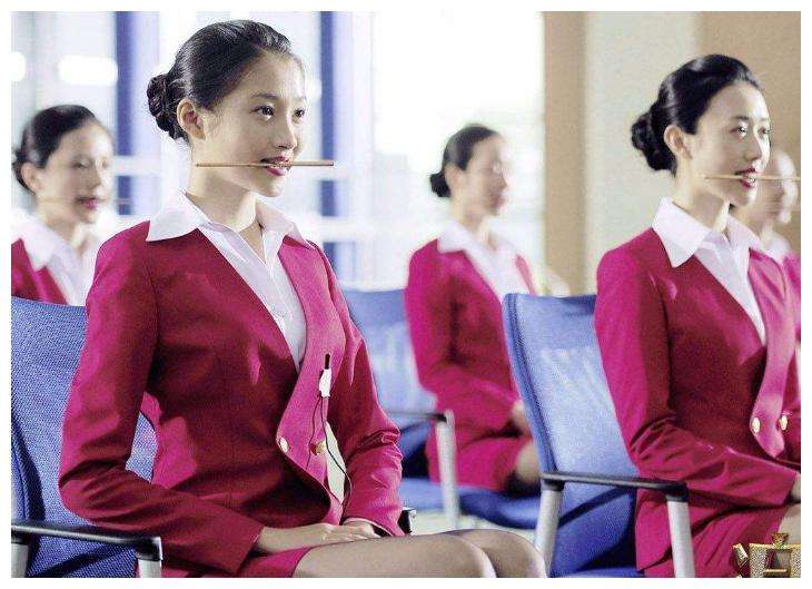 2023年空姐收入情况,2022年空姐的工资总收入