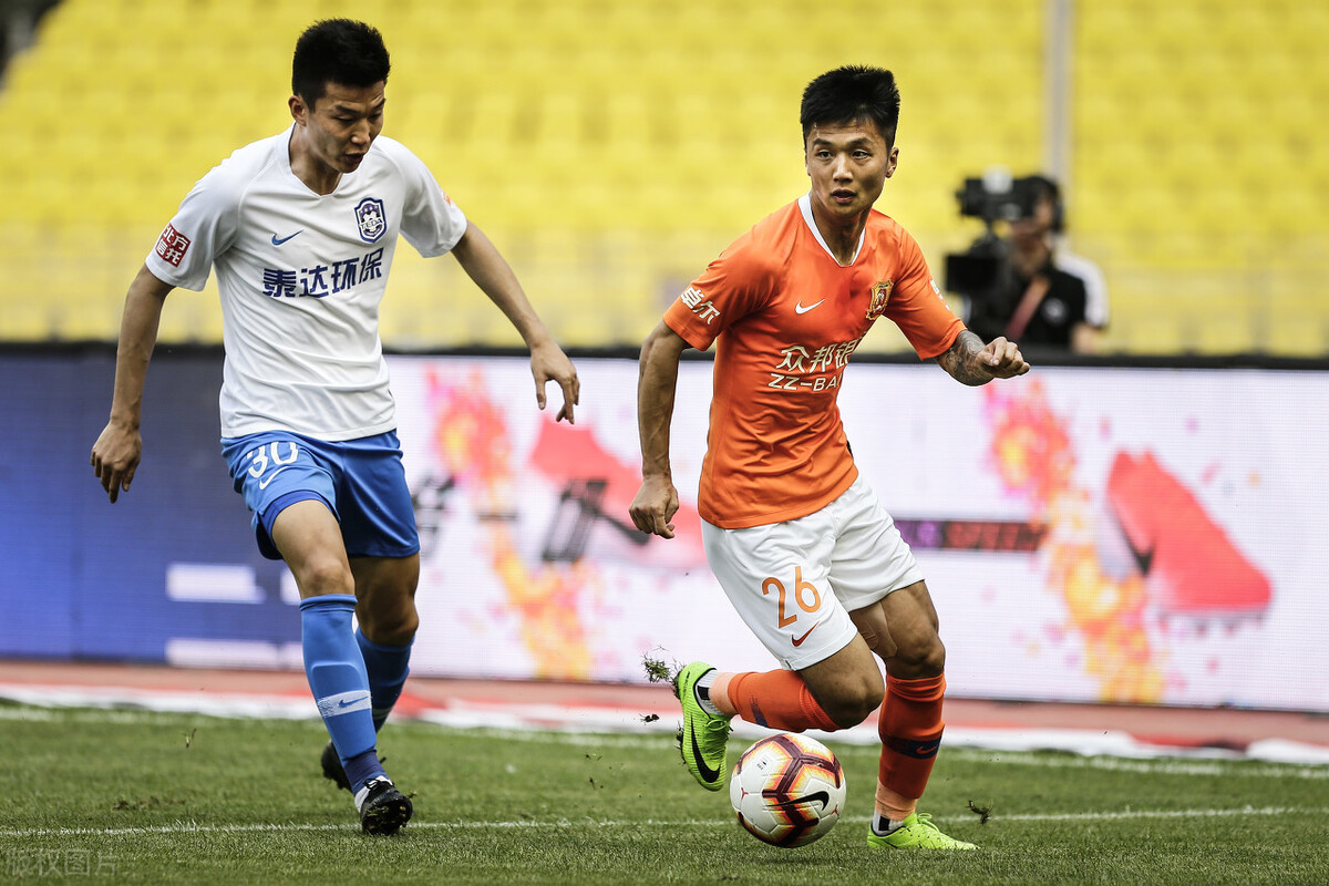 游山玩水!李铁为什么又招非议?