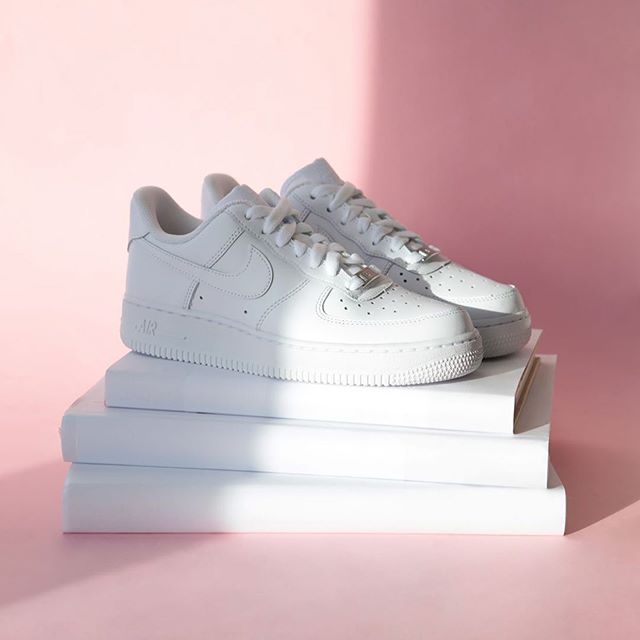 穿搭必备鞋子,穿搭必备的基础款永不过时