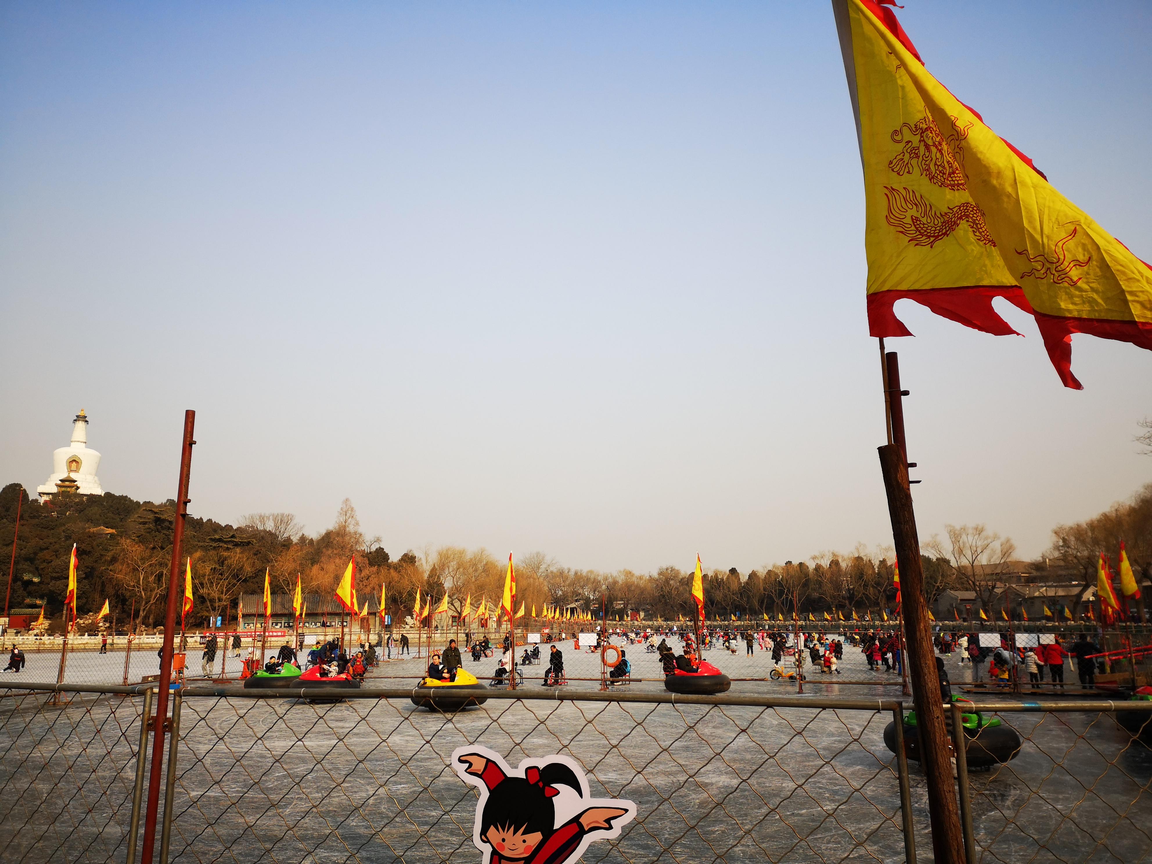 逛颐和园观十七孔桥金光穿洞,离颐和园金光穿洞奇景最近的入口