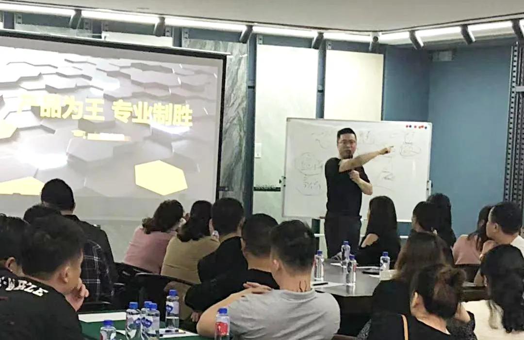 熔幔岩陶元帅,陶元帅900x1800熔幔岩效果图